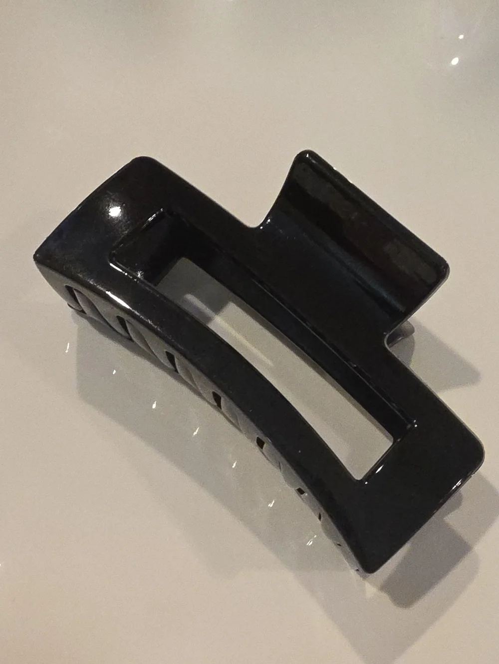 New! Blsck Geometric Hair Claw Clip